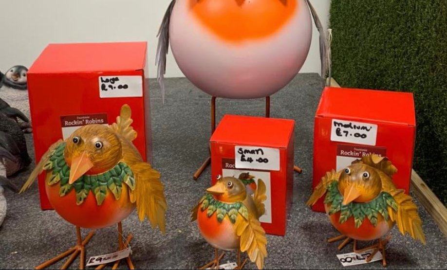 plantersuk's tweet photo. Rocking Christmas Robins are now just from £4 🎅🏼🐦
Pop into our showroom or call 01482 580055 to get this offer ☎️ https://t.co/aUbqFtYGtg