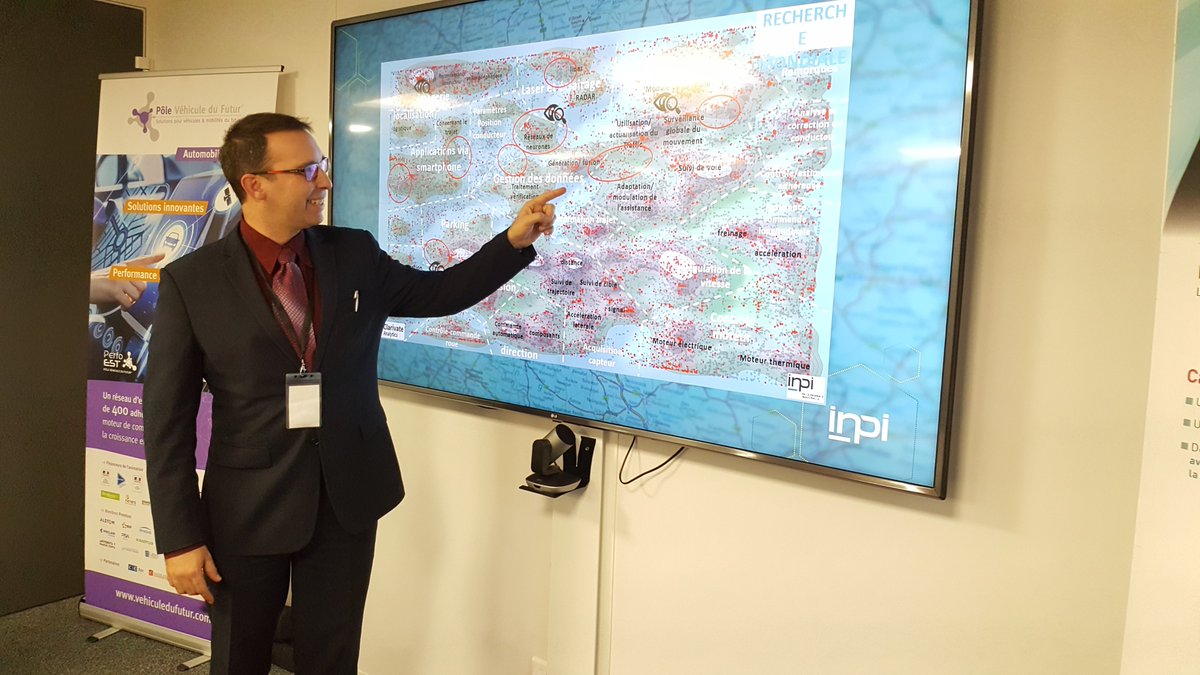 INPIFrance's tweet photo. #Montbeliard
Présentation d'une Cartographie des inventions sur les véhicules autonomes dans les locaux de @segula_group.
Elle permet par exemple d'analyser la concurrence sur le secteur #automobile avant un investissement en recherche &amp; développement.

#CartoBrevets https://t.co/ARQr2yzOEv
