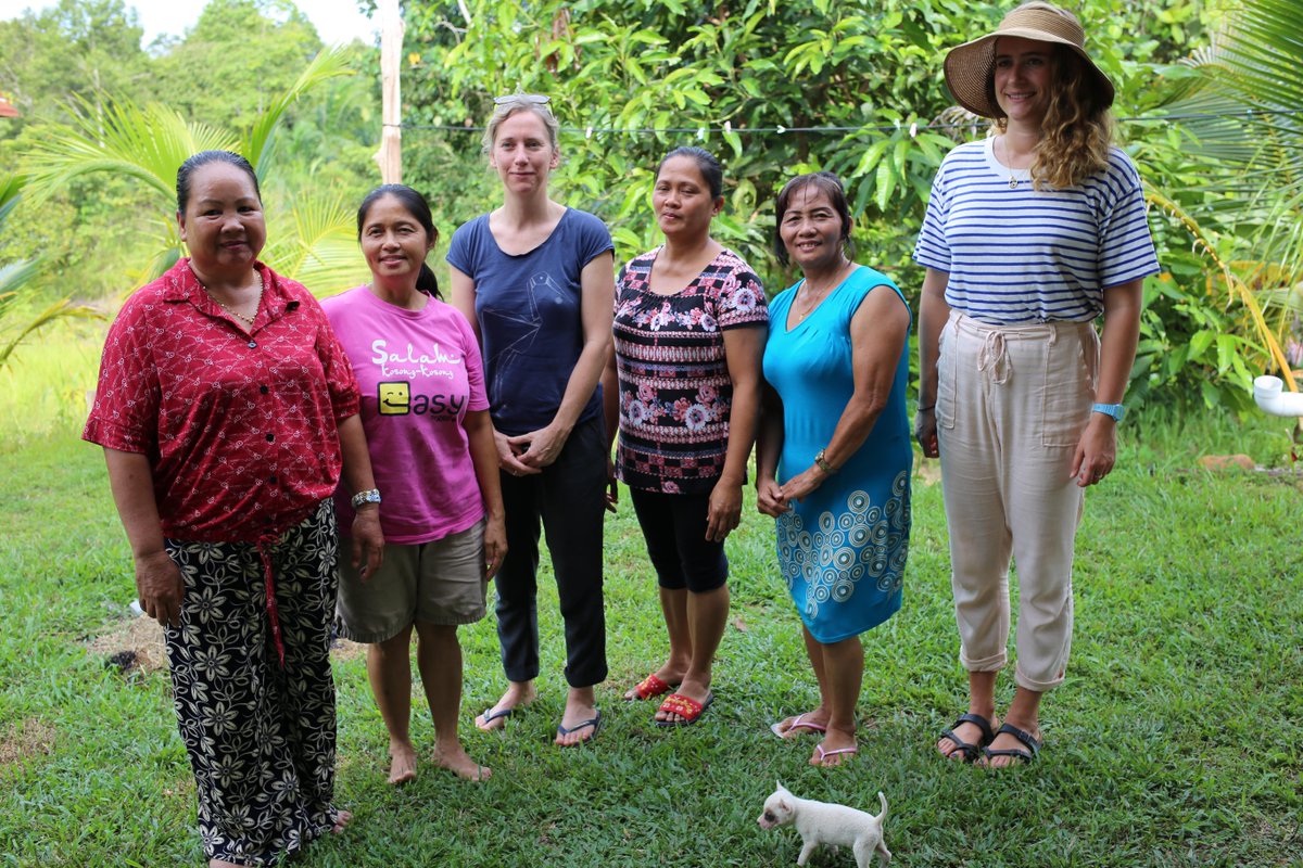 Christmas Magic 2011 Hallmark 720p Hdtv X264 Solar Youtube