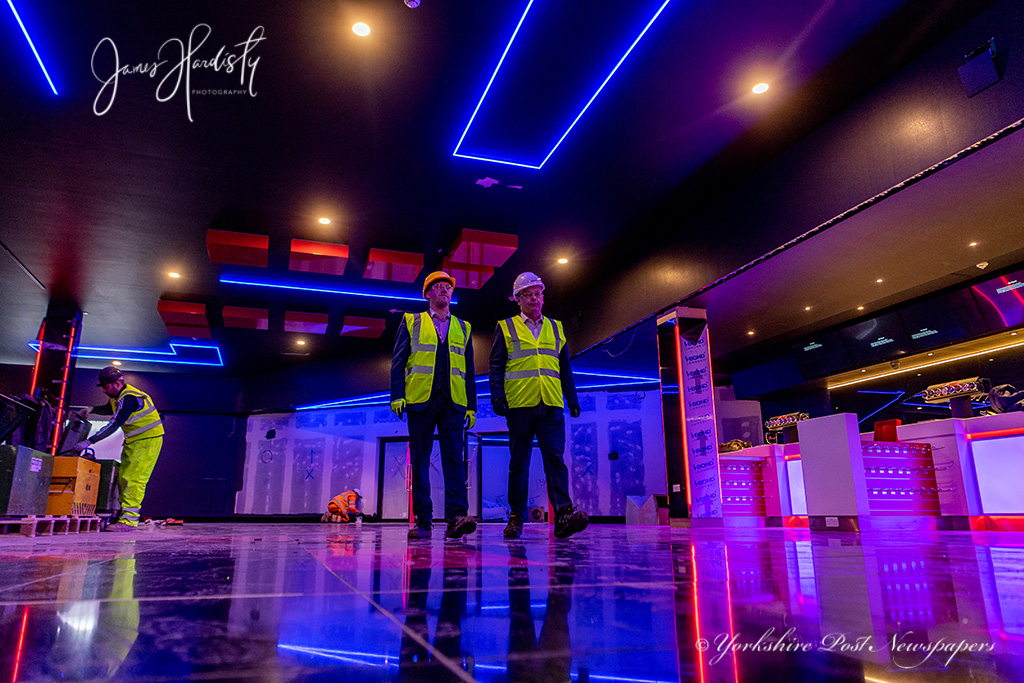 YPinPictures's tweet photo. York’s state-of-the-art new cinema #Cineworld @cineworld opening #December #Friday13th #MonksCross #York part of the new York Stadium #LeisureComplex with #13screens #IMAXtheatre #ScreenX #VIPLounge wiith #4K #laser #projection @yorkshirepost @YPinPictures @MarisaCashill https://t.co/iluOyQeThz