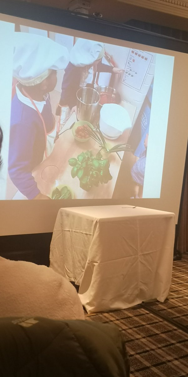 lcarruthers29's tweet photo. Quite possibly THE best CPD session I have ever attended. Thank you @ABCDoes. #continousprovision #ercleadinglearning https://t.co/i1QnjTrcH5