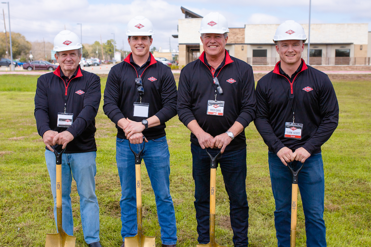 Garages of America tweet media