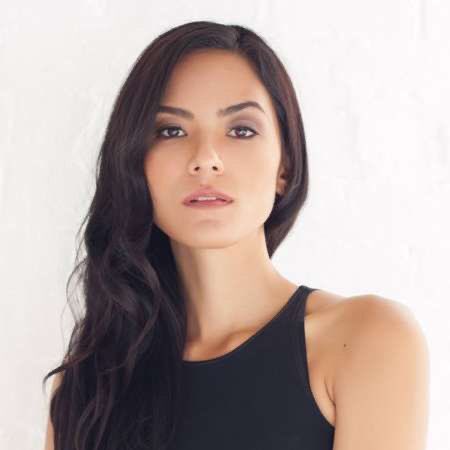 Jessica Matten• Saulteaux + Metis actress• Starred in the tv show Frontier as badass Sokanon • Heads   #n8vgirls, a social media campaigned that strives to bring attention to missing and murdered indigenous women and girls