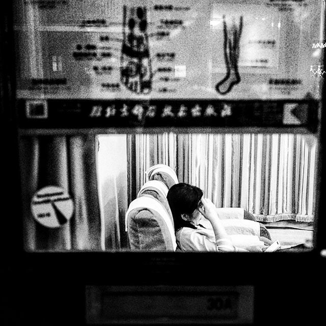 BigGizmo's tweet photo. #blackandwhite #bnw #monochrome #instablackandwhite #monoart #insta_bw #bnw_society #bw_lover #bw #insta_pick_bw #monotone #monochromatic #noir  #streetlife_award #fineart_photobw  #bw_awards  #graphic_arts_bnw  #streetphotography #streetbnw #amsterdam #… https://t.co/2wbIF0JX3N https://t.co/mBcu3PqZTp