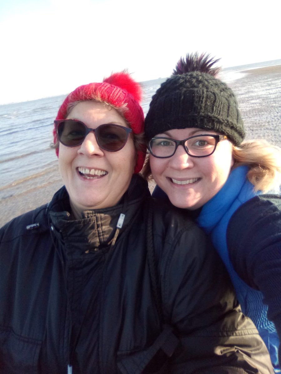 dobdob86's tweet photo. Spent my day off today on the Isle of Wight with my mum who has spoilt me rotten. Now waiting for the ferry home ๐ข@VisitIOW #backin3weeks https://t.co/BHUW9CXI3q