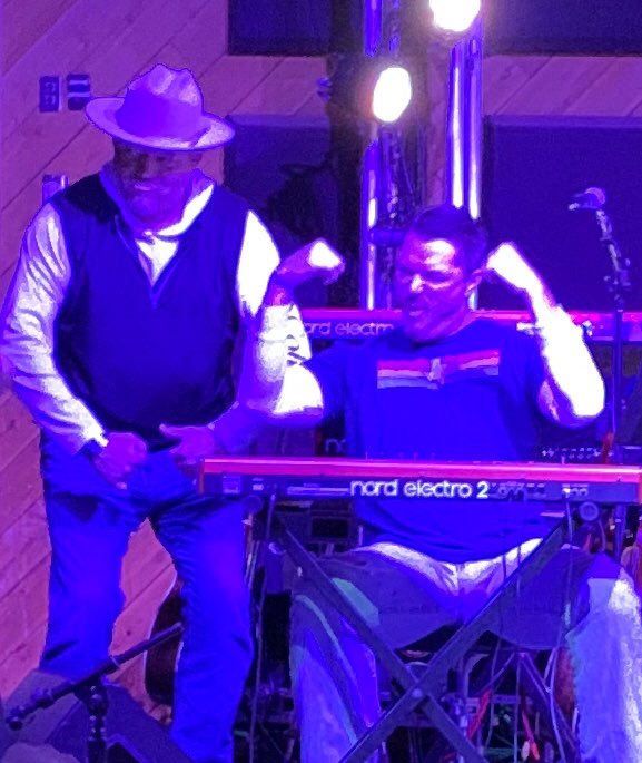 Eastwood Band tweet media