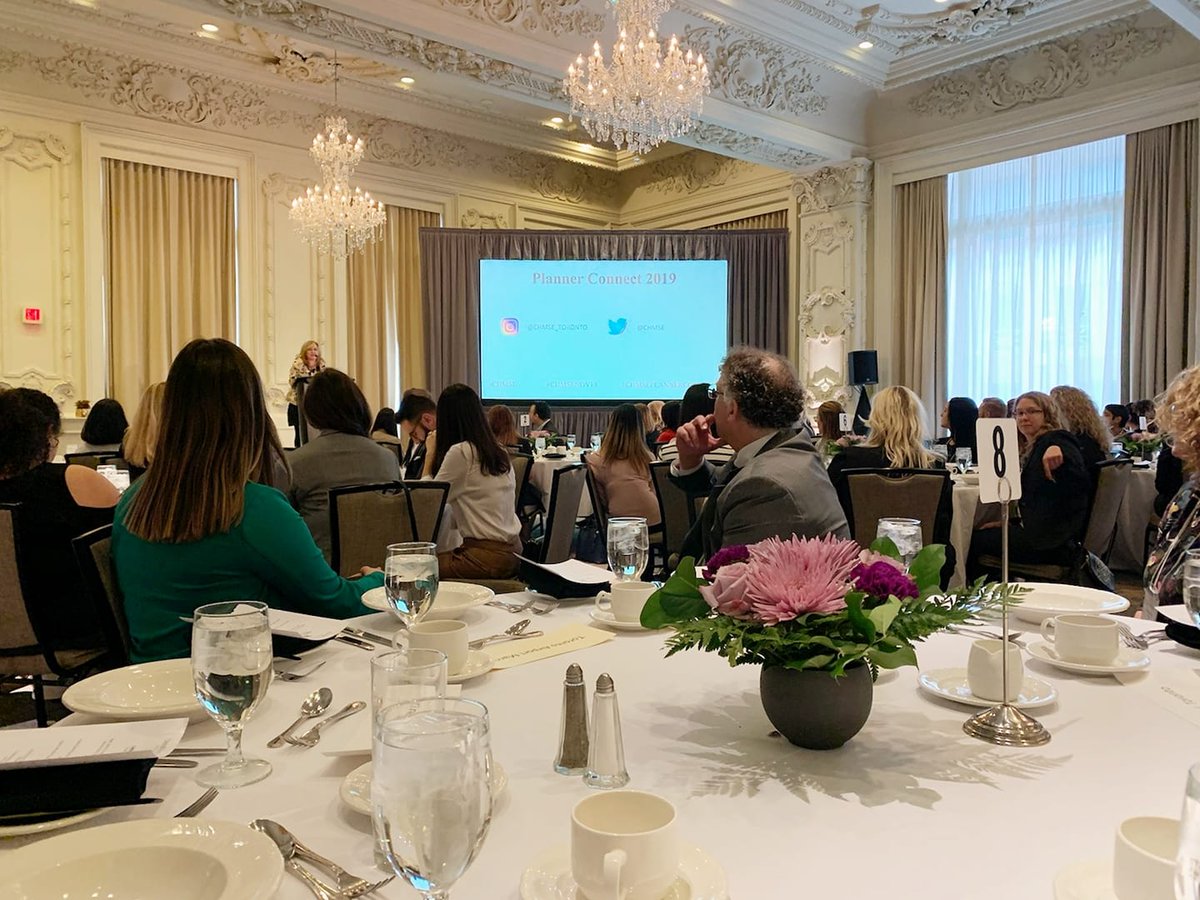HiltonMarkham's tweet photo. Attending the @CHMSE (Canadian Hotel #Marketing & #Sales Executives) #PlannerConnect members #networking #luncheon today. #CHMSE #Eventprofs @HiltonMarkham https://t.co/e4zj1V4hDE