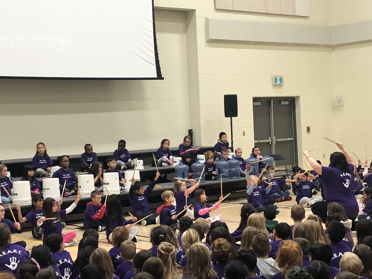 The playground <a href="/KenTayloryycbe/">KenTaylorSchool</a> is now officially open!  Thanks to the playground committee, volunteers, donations, grants, fundraisers, parents and supporters. The students are building lasting memories and friendships through play. <a href="/yyCBEdu/">Calgary Board of Education</a> @TrinaYYC <a href="/Joe_Magliocca/">Joe Magliocca</a> #yyccbe