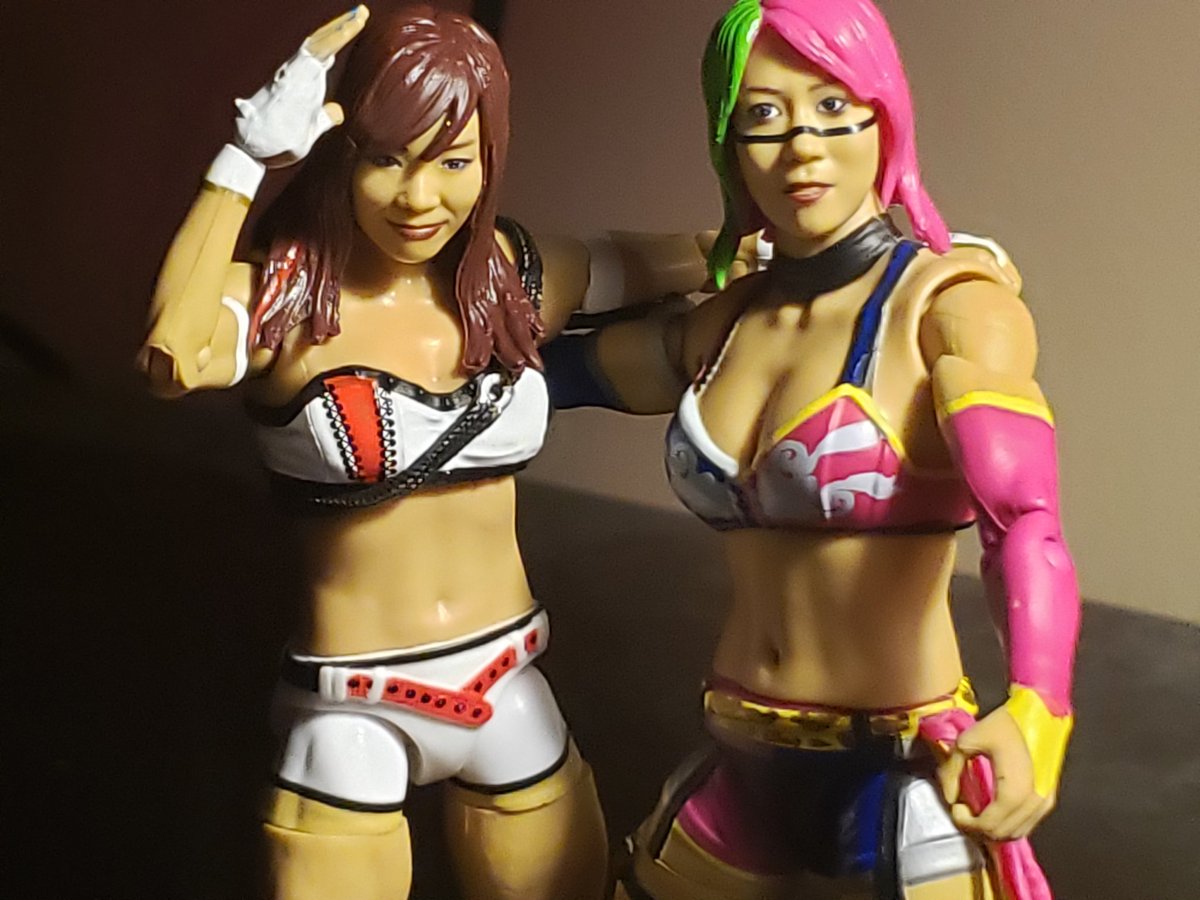 @RingsideC @KairiSaneWWE @FigureInsider She looks great posed with her fellow Kabuki Warrior