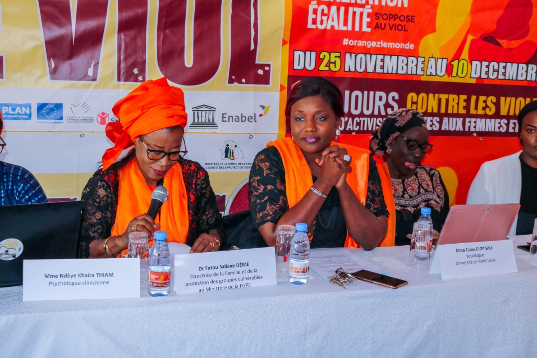 EliasNdoye's tweet photo. @saly_dieng
@DjenabaWNdiaye @OulimataSarr
@djopeuh
#kebetu #OrangezLeMonde #GénérationEgalité #Vulnérables #MFFG https://t.co/52EbeA0QJF