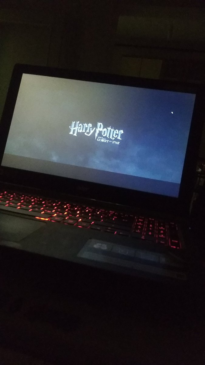 Hayatımın bir döneminde dönüp dolaşıp yine bu çukura düşüyorum