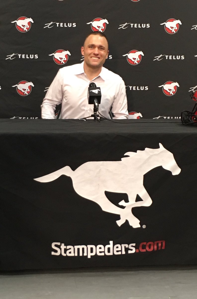 DannyAustin_9's tweet image. Here at McMahon Stadium, where Rob Maver is announcing his retirement