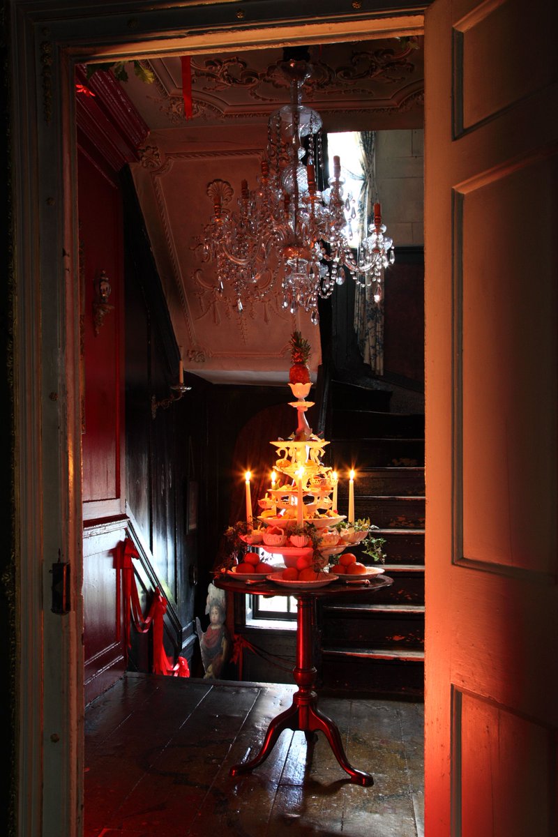 It's not Christmas until you visit Dennis Severs' House! 😉🎅🎄🎁

Step into the home of the Jervis family and absorb the festive sights, sounds and scents on a candlelit journey.