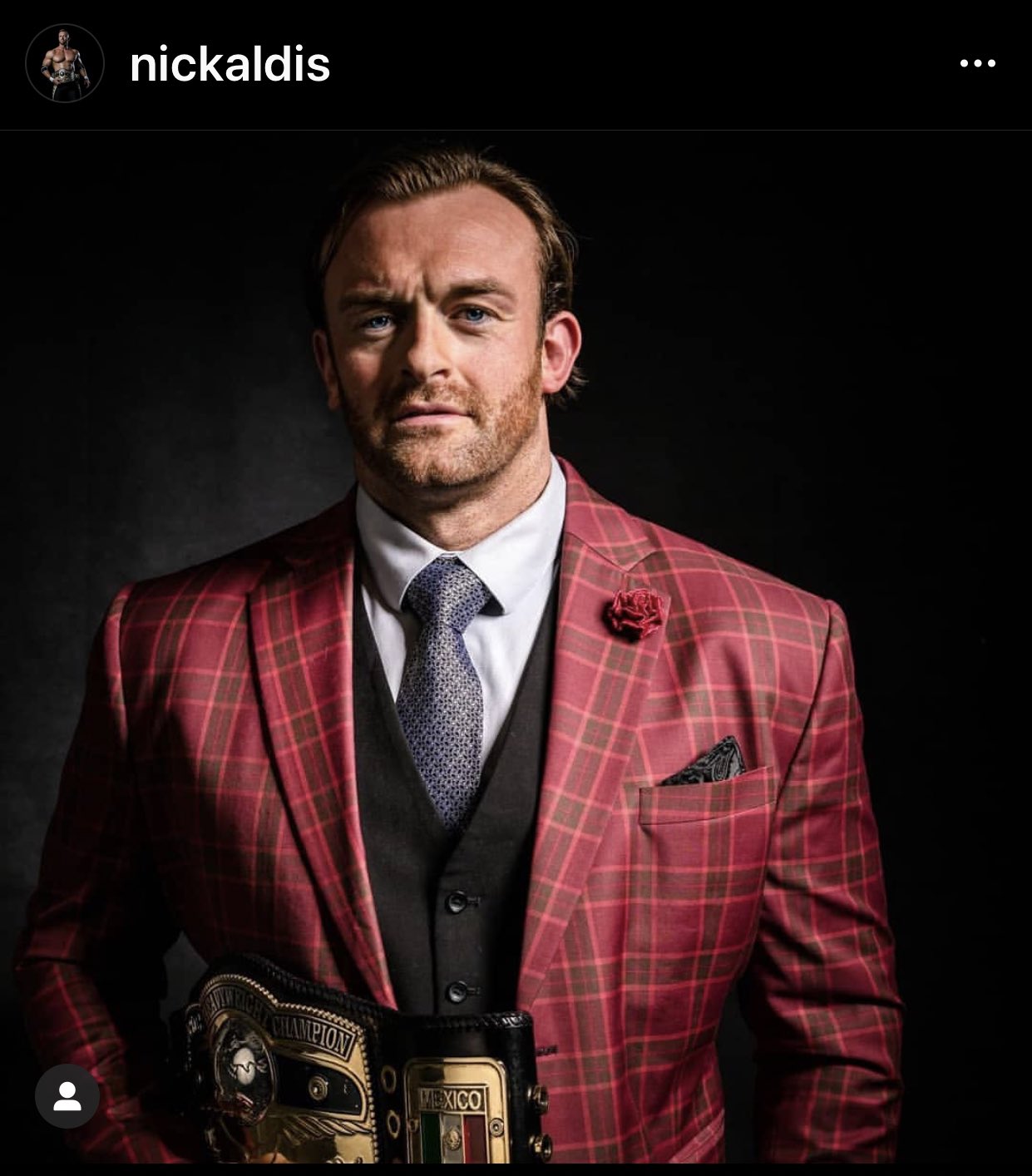 EKeoKniWwAUOqte.jpg:large