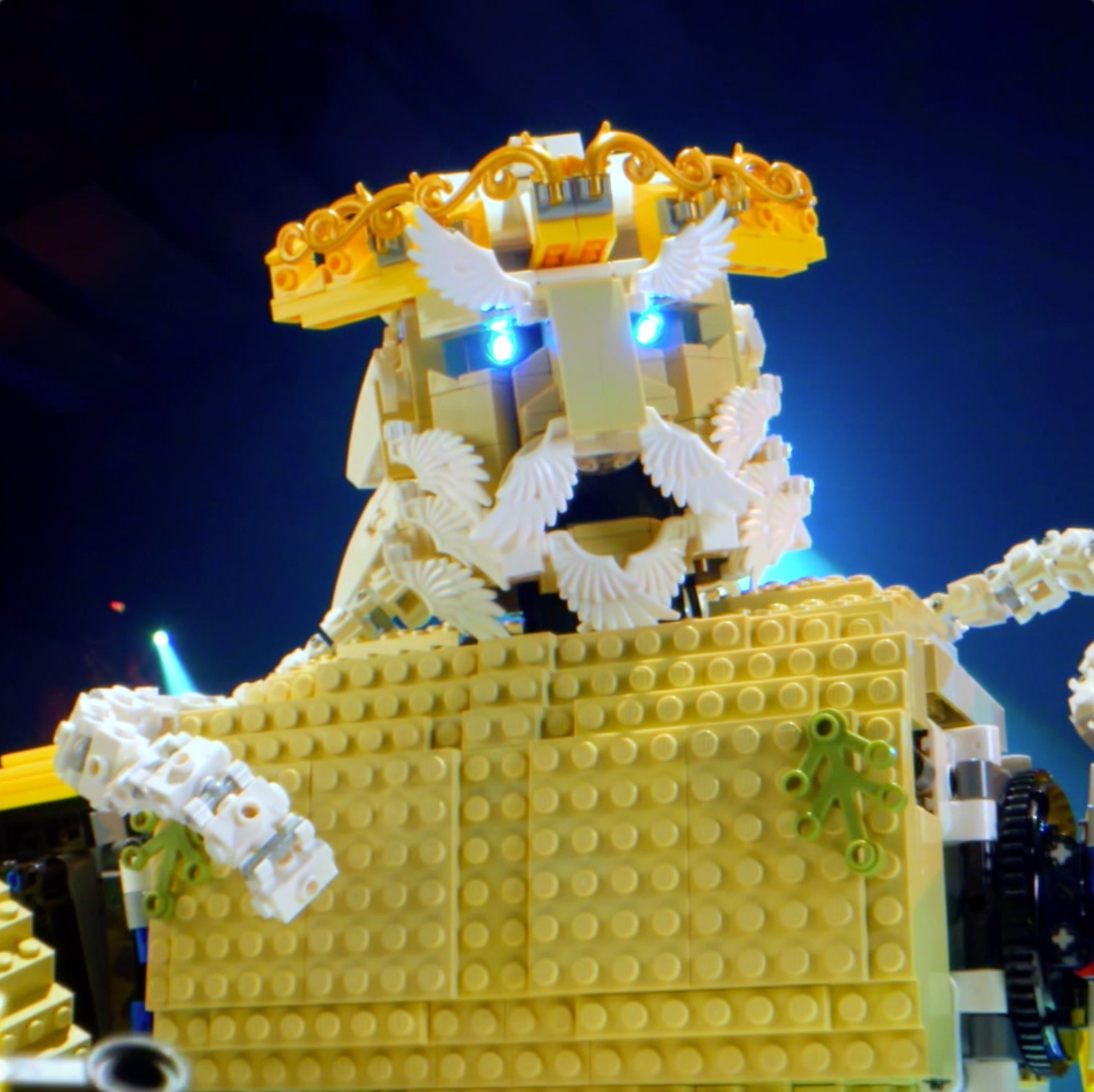 LEGO Masters FOX on X Holy brick LEGO Group fans. LEGOMastersFOX premieres February 5 with host arnettwill https t oMTwhI0ofP X