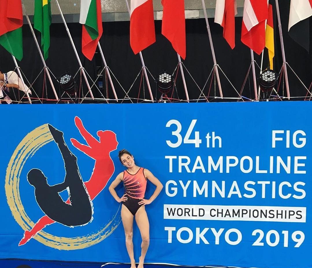 conadeoficial's tweet photo. ¡Dafne Navarro, avanzó a las semifinales! 🤸‍♀️
 
La gimnasta 🇲🇽 logró avanzar en el Campeonato Mundial de la especialidad en Tokyo, Japón 🇯🇵 .

El sábado 30 serán las semifinales y el domingo 1° las finales, las 8 gimnastas que clasifiquen a la final, logran plaza a @Tokyo2020 . https://t.co/4ghJI8Ug5w