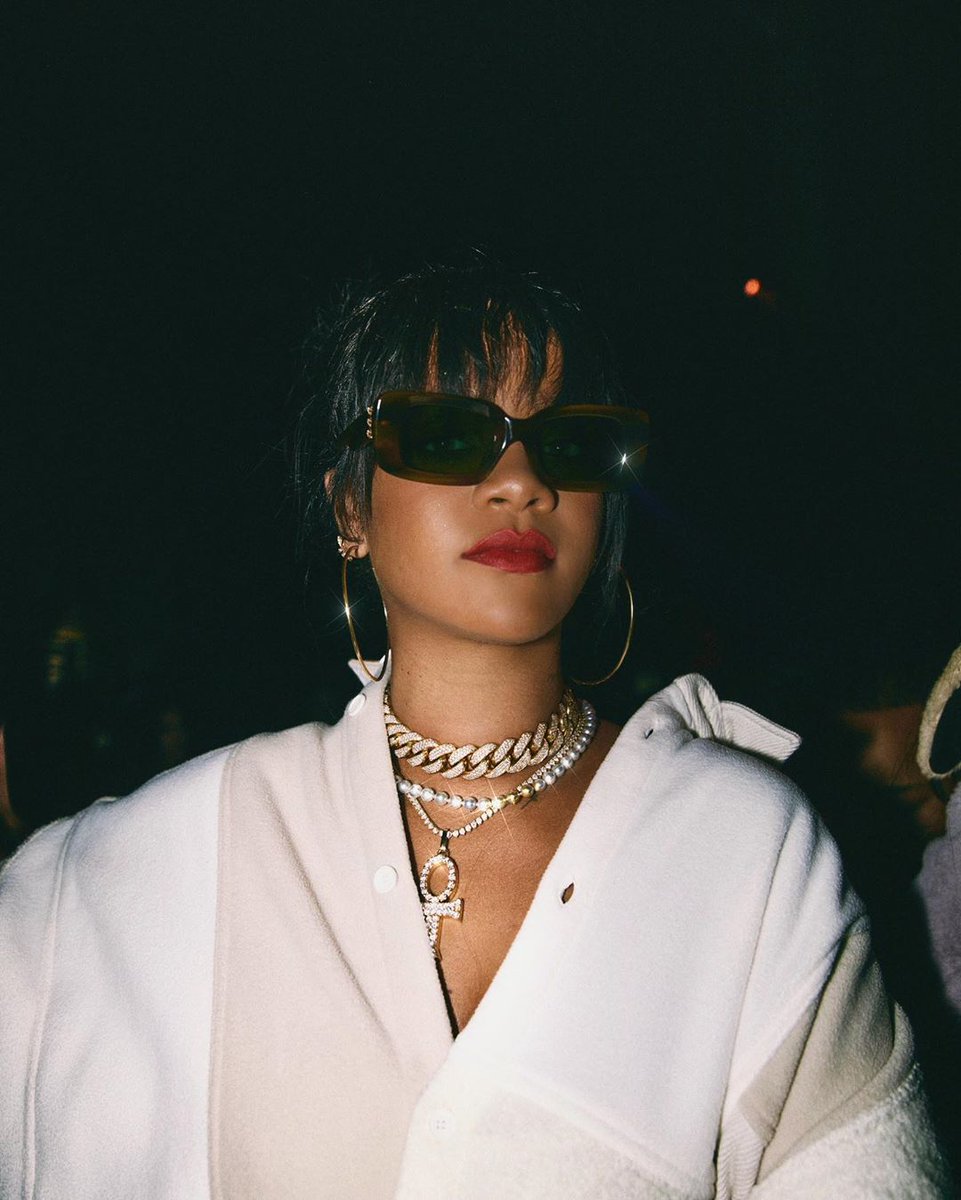 Rihanna Range tweet media