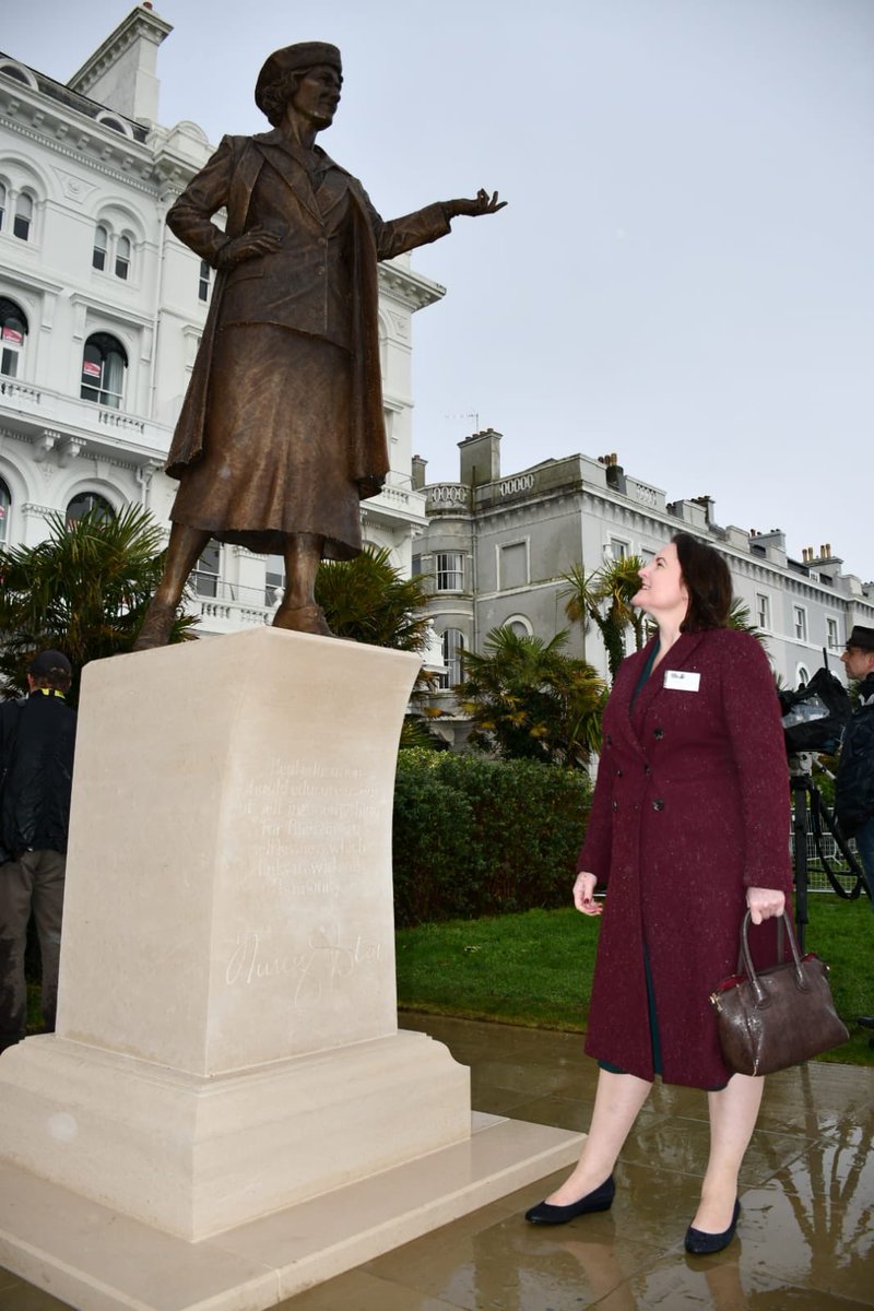 AlisonHernandez's tweet photo. Uplifting day @ladyastorstatue unveiling. I met Lady Astor’s granddaughter, her Sub-Secretary Roma who was inspirational. Past and present PMs @theresa_may @BorisJohnson plus my name around the statue. @BowaterComms has made this happen #Proud #Plymouth #Astor100 https://t.co/IMl9hTBlBH