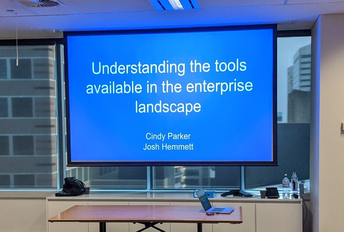 fl00ze's tweet photo. It's been a pleasure to be part of the @Atlassian Community in #Sydney for one night. #SydneyACE  We had an interesting topic, a lot of fun and I was happy to present our SharePoint Connector as well. :)
#AtlassianCommunityEvents @communardo https://t.co/BIYwlUim1M
