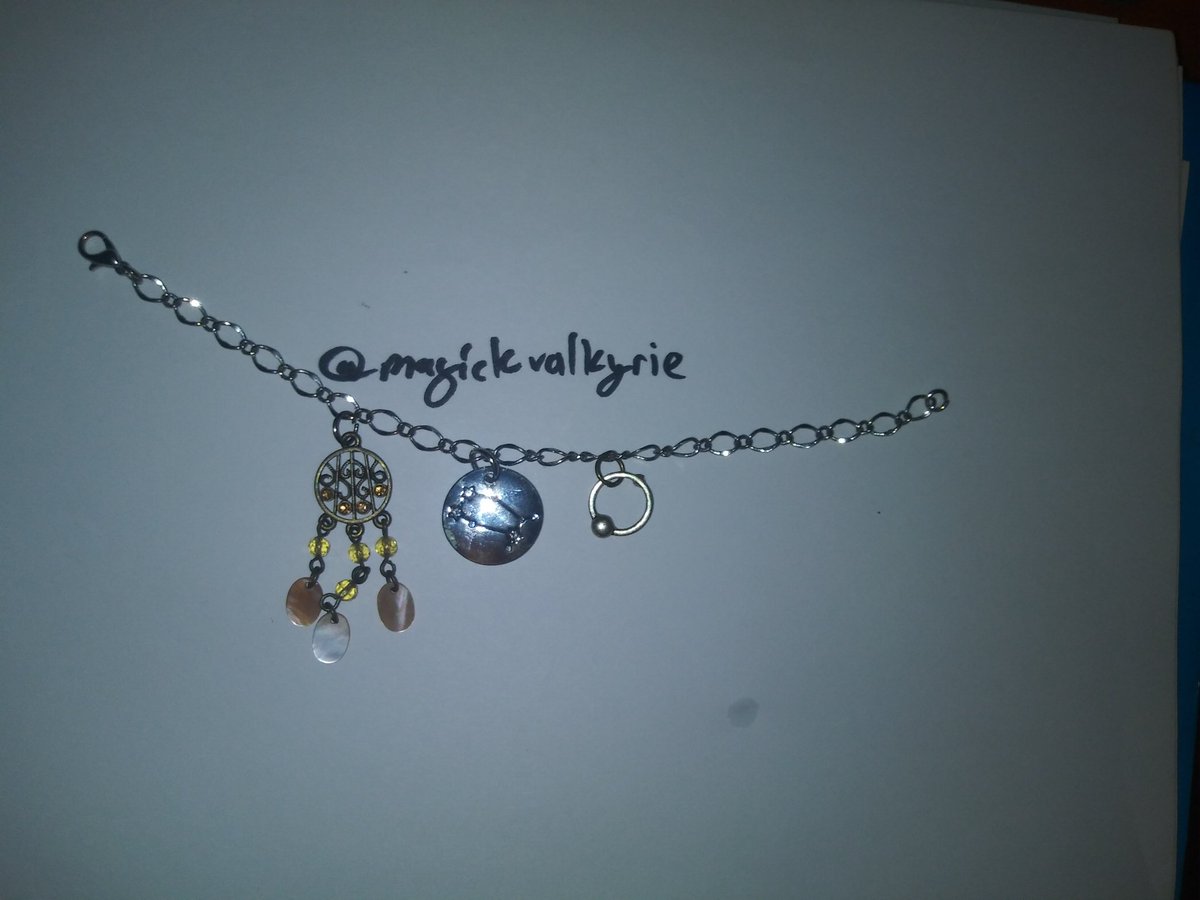 magickvalkyrie's tweet photo. ⛧ Taurus Bracelet ⛧

$6 shipping included 🖤

DM to claim
#blackmagicvalkyrie #Bracelet #Taurus #zodiac #internationalshipping #handmade https://t.co/O2HP53D7Zh