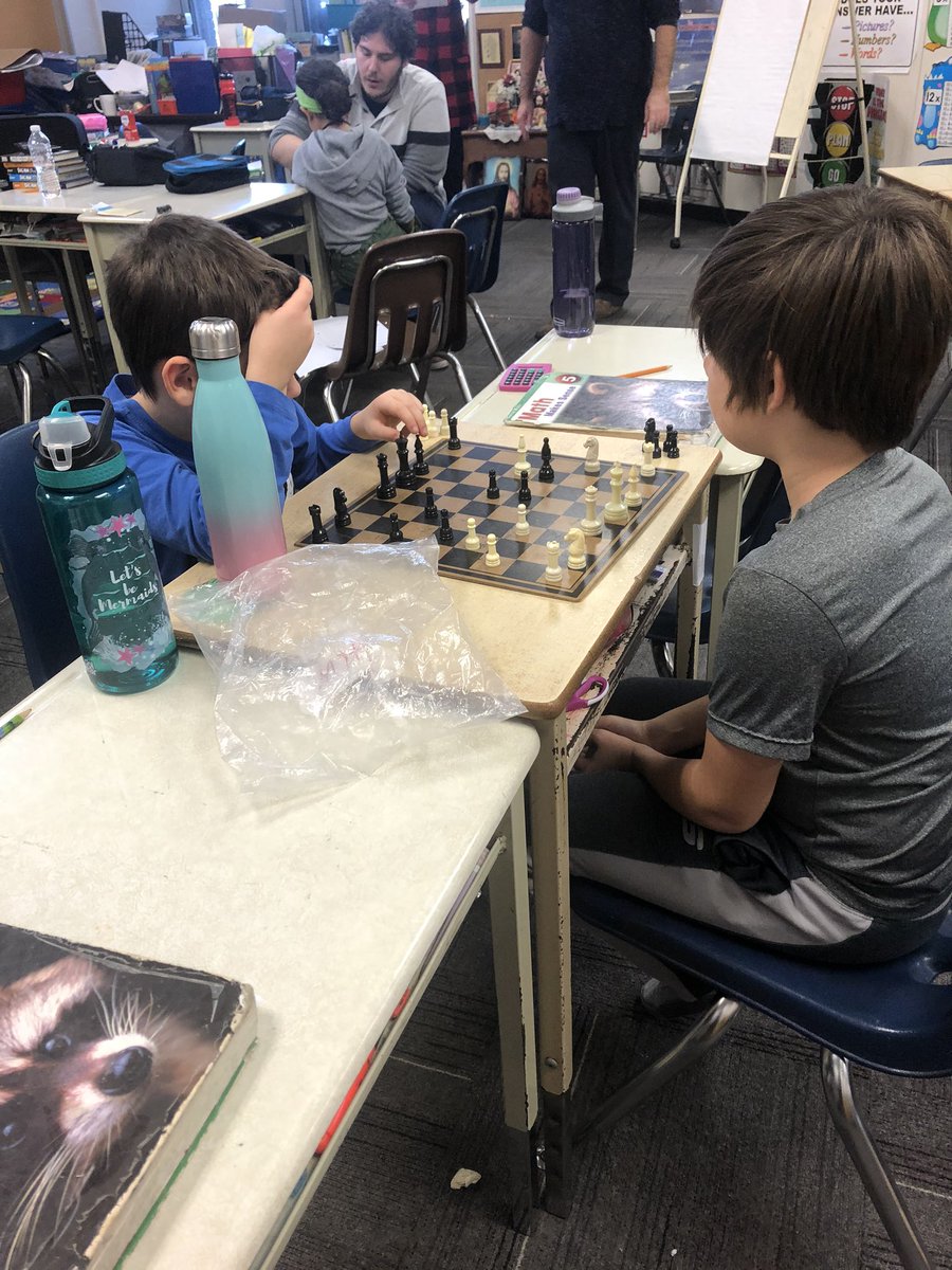 MissSarahJarvis's tweet photo. Awesome chess club meeting today! The students are getting familiar with the game and learning different strategies! @LEADUWindsor @WJLWECDSB https://t.co/85AJvDERCj