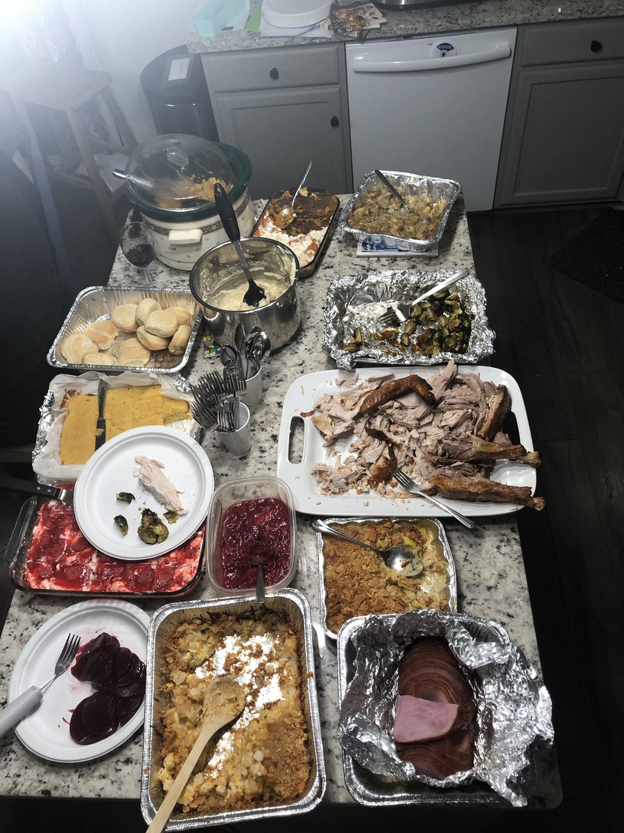 TraciBentheimer's tweet photo. Family is Everything #Enoughfood? https://t.co/ji0VIeQwXM