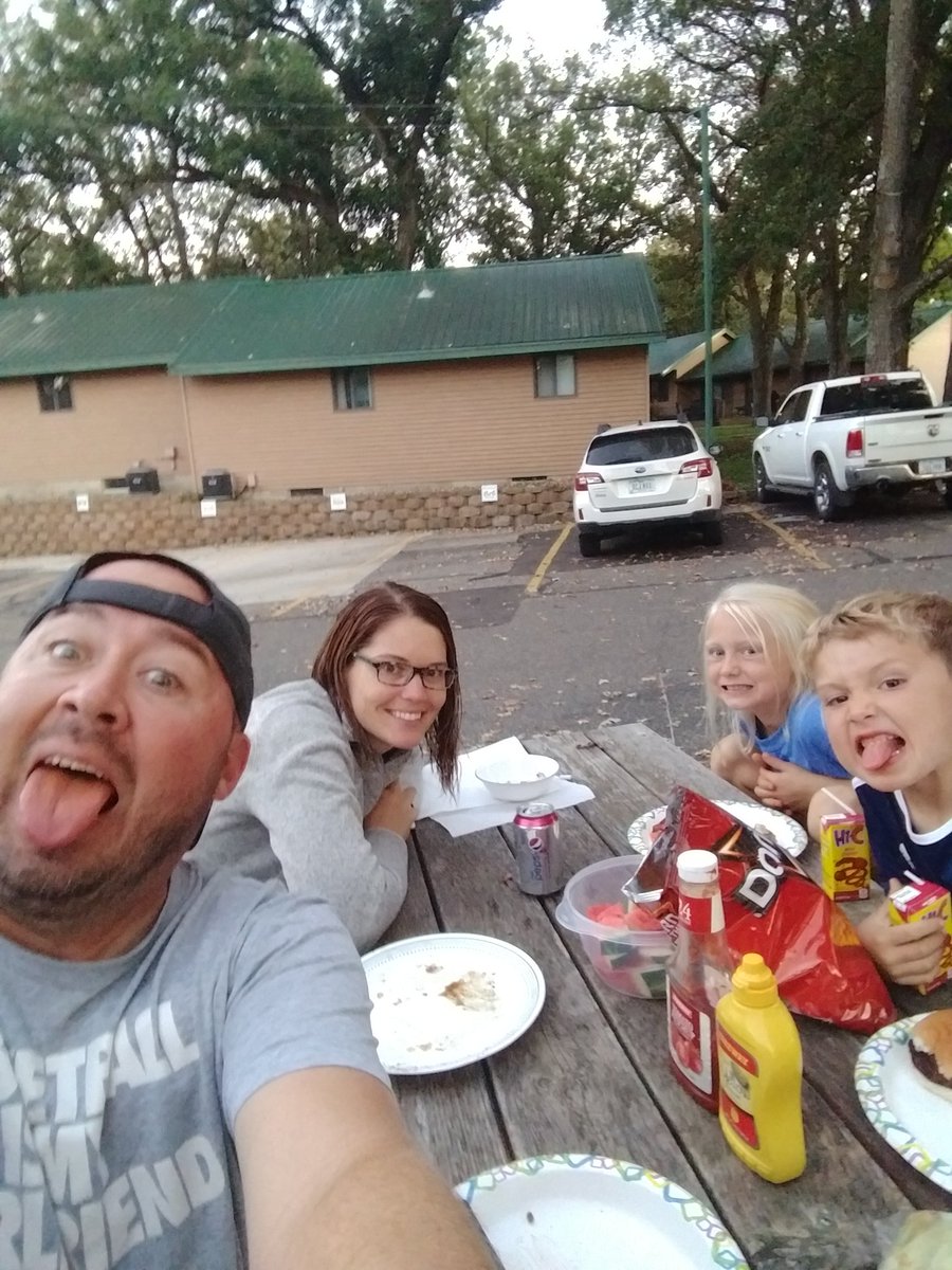 Matt9Stevenson's tweet photo. Thankful for my #1 team!! @sjennie8809 https://t.co/uNmvJLqKez