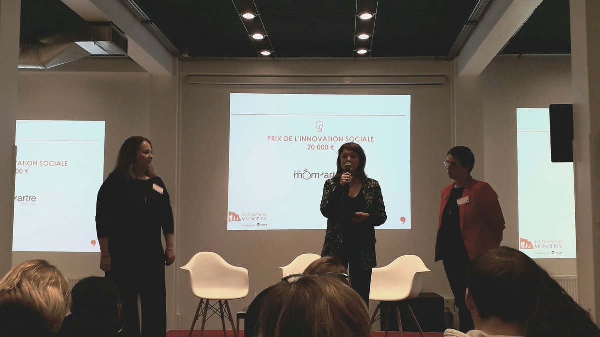 mecenova's tweet photo. Le prix de l'#innovationsociale est remis à l'association Môm'artre, qui accompagne les "mamans solos" en leur proposant un mode de garde à coût modique et des échanges de #proximité ! 👏 #PrixMonoprixUlule2019 @Monoprix https://t.co/NstxYIwgrX