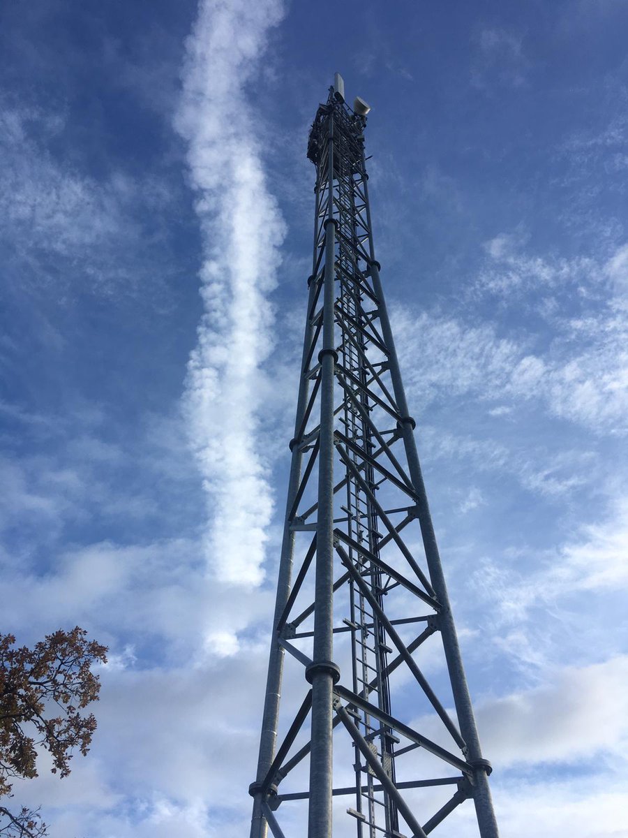 PCAMEO's tweet photo. Inauguration des 3 premiers sites #ZB multi-op dont @AlticeFrance  #PecharicetlePy #Aude @FFTelecoms... là tout au bout la #4G 😊 https://t.co/d0b9WP7bON