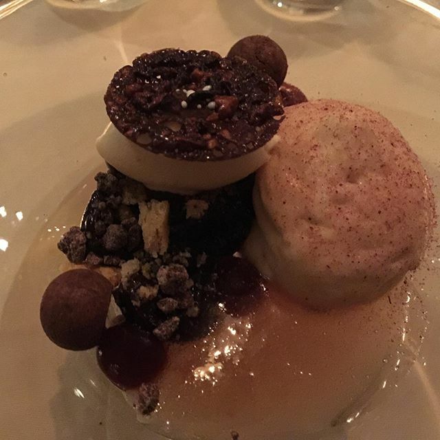 Sixth (and last) course of the tasting menu <a href="/piment/">Shinobu SENOO | セノオシノブ</a> - armagnac cherries - mascarpone ice cream - white chocolate foam. Like the other courses the dessert showed familiar flavor combination but with unusual techniques or preparations #restaurant #dinner #… ift.tt/2L4HftD