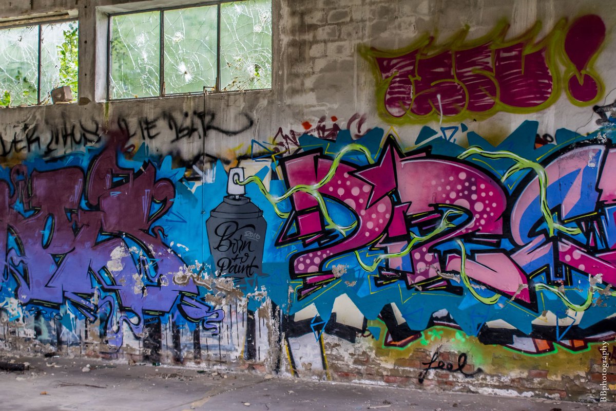 BBPhotography71's tweet photo. Gravity....#photographyislife #photographer #photography #sonyalpha #streetphotography #urbexphotography #urbexworld #urbexgermany #gravityarts #gravityphotography #colourful #decay https://t.co/fM2jbhOUlH