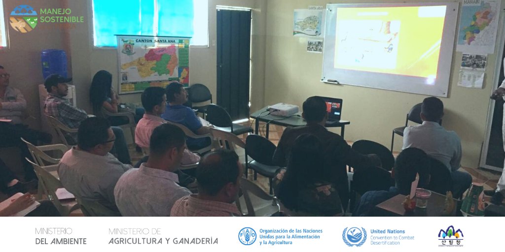 FAOEcuador's tweet photo. Técnicos de los Ministerios de @Ambiente_Ec y @AgriculturaEc, junto a docentes de universidades de #Manabí, participan en un taller de análisis de la degradación y medidas de reducción a implementarse a través de los proyectos #MásAlgodon y #ManejoSostenibledelaTierra https://t.co/soHvUxzjJA