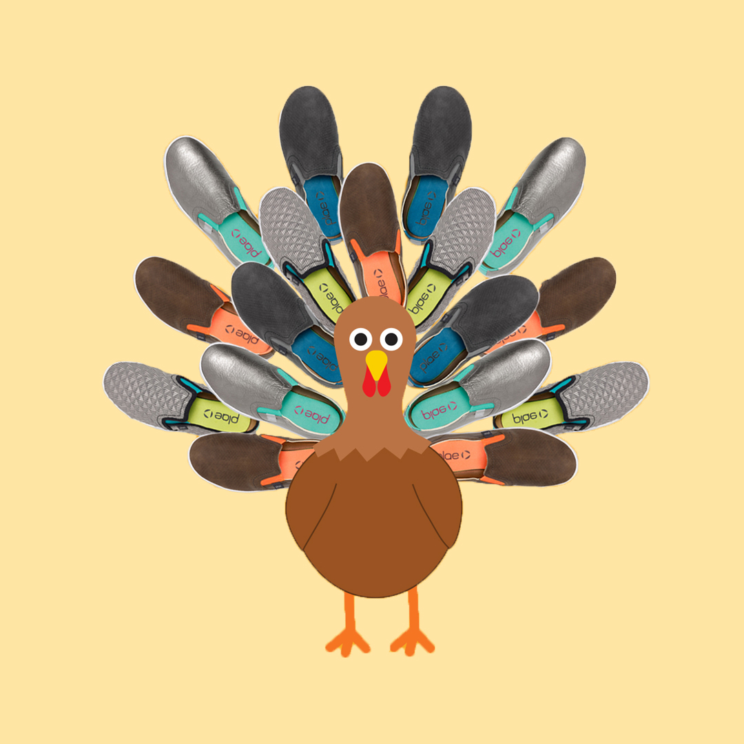 GoPLAE's tweet image. Check out the turkey we got this Thanksgiving! Ain't she a beaut?!🤩🦃  
*no turkeys were hurt in the making of this post*

#HappyThanksgiving #Thanksgiving #TurkeyDay #gobblegobble
