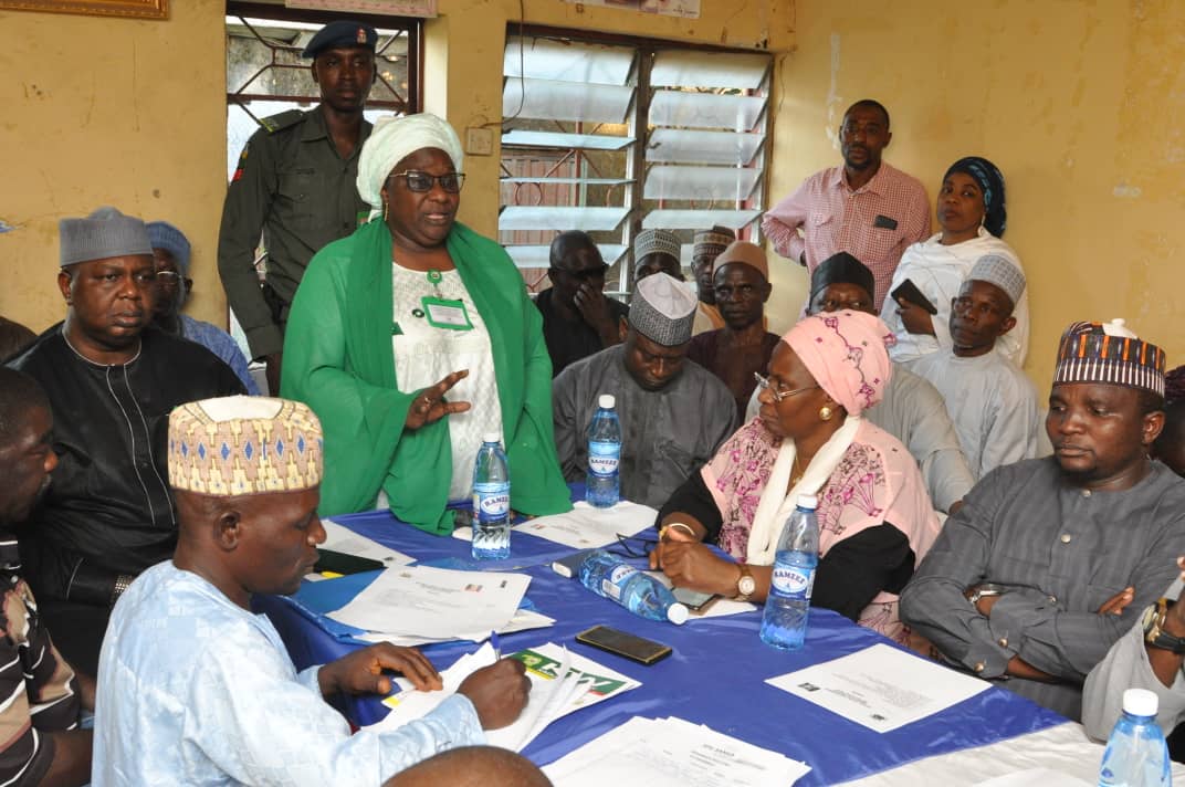 AdviserKdsg's tweet photo. The Deputy Governor @DrHadiza led a delegation with the Special Adviser Political Matters @BenKure, State Party Chairman and Excos on behalf of HE @elrufai to meet with @OfficialAPCKD Stakeholders of Sanga LGA to deliberate and forge a path forward between Party Loyalist. https://t.co/dCMFcPWJq3