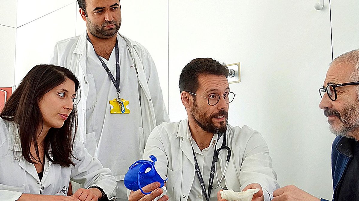 diariomedico's tweet photo. #MejoresIdeasDM | El @CIBER_CV, el @IIBSantPau y el @HospitalSantPau crean una plataforma de impresión en 3D para la asistencia cardíaca https://t.co/TXbFpWz7Ry https://t.co/L4NklkIrZD