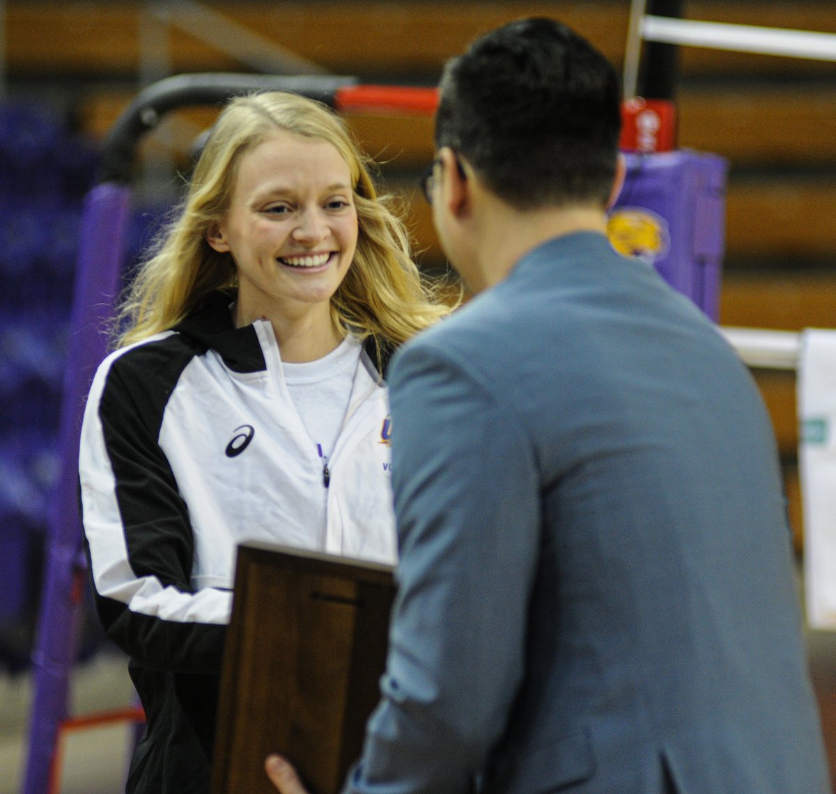 UNIVolleyball's tweet photo. The Panthers took home a bevy of awards at the @MVCsports volleyball postseason award ceremony. 

#UNIFight

📸 ⤵️ 

https://t.co/rpCvKhbAuI https://t.co/N18elrAjhC