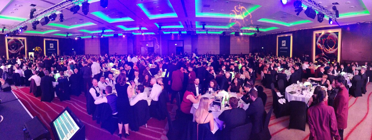 The room is buzzing. Over 750 people have joined us tonight for the biggest #NACFBGala the Association ever held - thank you to all those who have joined us 🎤