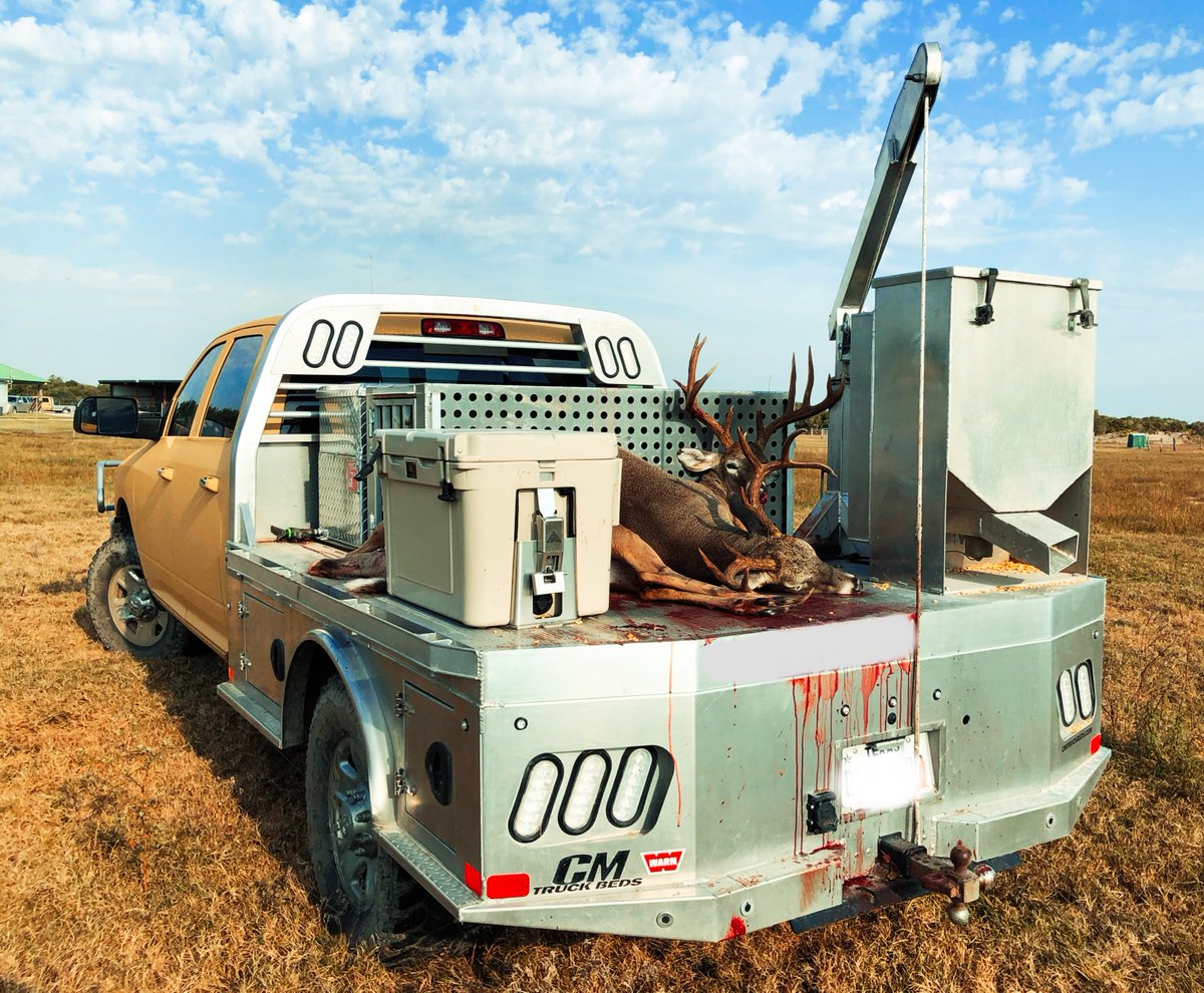 ApexCoolers's tweet photo. The Apex Bed Rack System will make sure you're protected while eating a late breakfast after a stop at the processor in town to fill the freezer.

#cmtruckbeds #flatbeds #weldingtrucks #constructiontrucks #huntingtrucks #huntingrigs https://t.co/G5OIx2xkQv