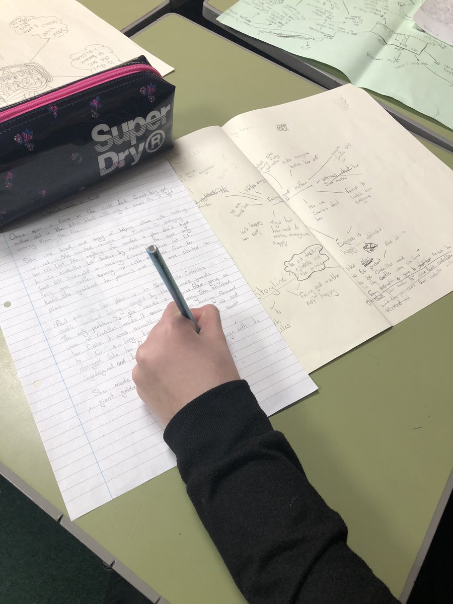 BeeslackEnglish's tweet photo. Some more pictures and work in progress from our S1 electives (including Mrs Atherton’s impressive model comic): https://t.co/WRCBG22ZrJ