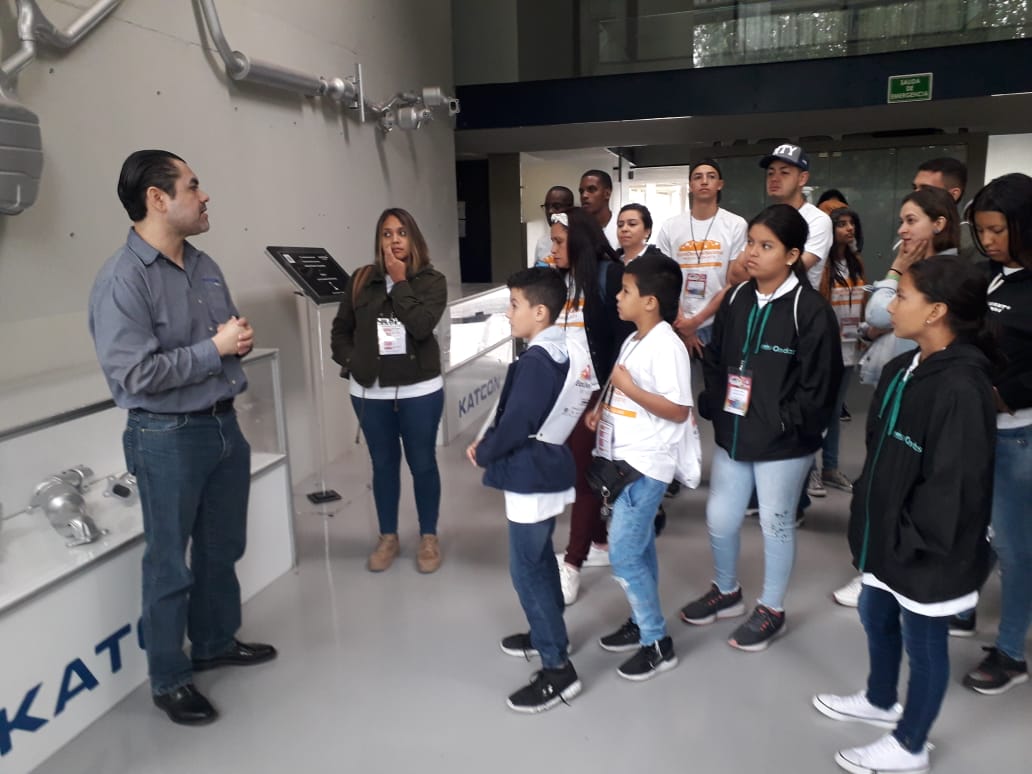 #Expociencias Dentro de las actividades #28deNoviembre "Los Jorugot del Monte, #Mexico #Monterrey realizan una visita la PIIT. "Parque de Investigación e Innovación Tecnológica de Monterrey"