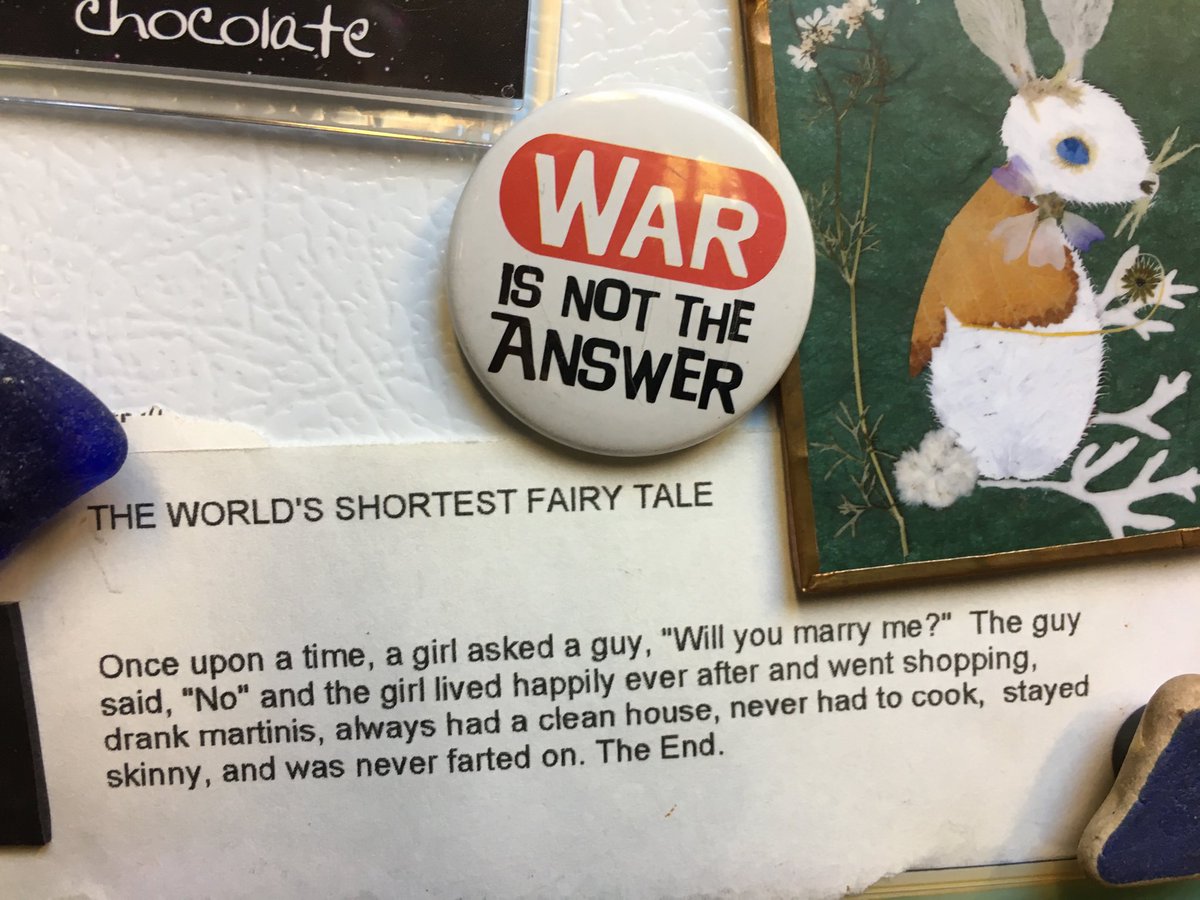 BenSmithDrummer's tweet photo. All true, straight from my sister’s fridge.  Happy Thanksgivings.... https://t.co/UFBH7y1iAP