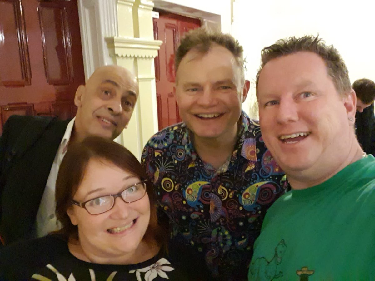 HazelLCottrell's tweet photo. Hows it going @Stevie_Gray ? I'd say we are missing you, but that would be a lie ;)
Not really, we miss you, you little James and the Giant Peach lookalike x (see you in December!)
@funhousecomedy missing us @ChromiumCarol ? #FlatCapCrew https://t.co/RLSSeLgDKL