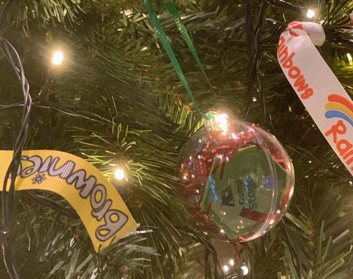 GirlguidingK's tweet photo. Our entry for this year’s Christmas Tree Festival @Girlguiding #inspire #futuregirls #Christmas2019 #knaresborough #newprogramme #badges https://t.co/oSDYcCn5H7