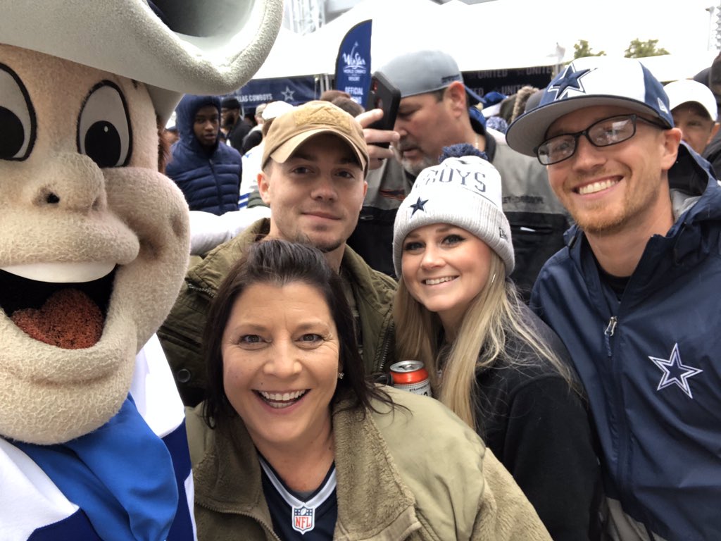 jessimica08's tweet photo. #CowboysNation https://t.co/HPNClaE0oy