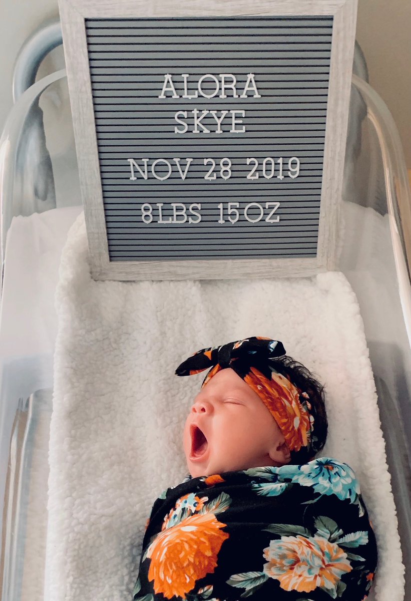 krislin21's tweet photo. Alora Skye Patton. November 28, 2019. 8 lbs 15 oz 20.5 in. 12:36 am. Happy birthday mama🖤 https://t.co/uAJexfPR5o
