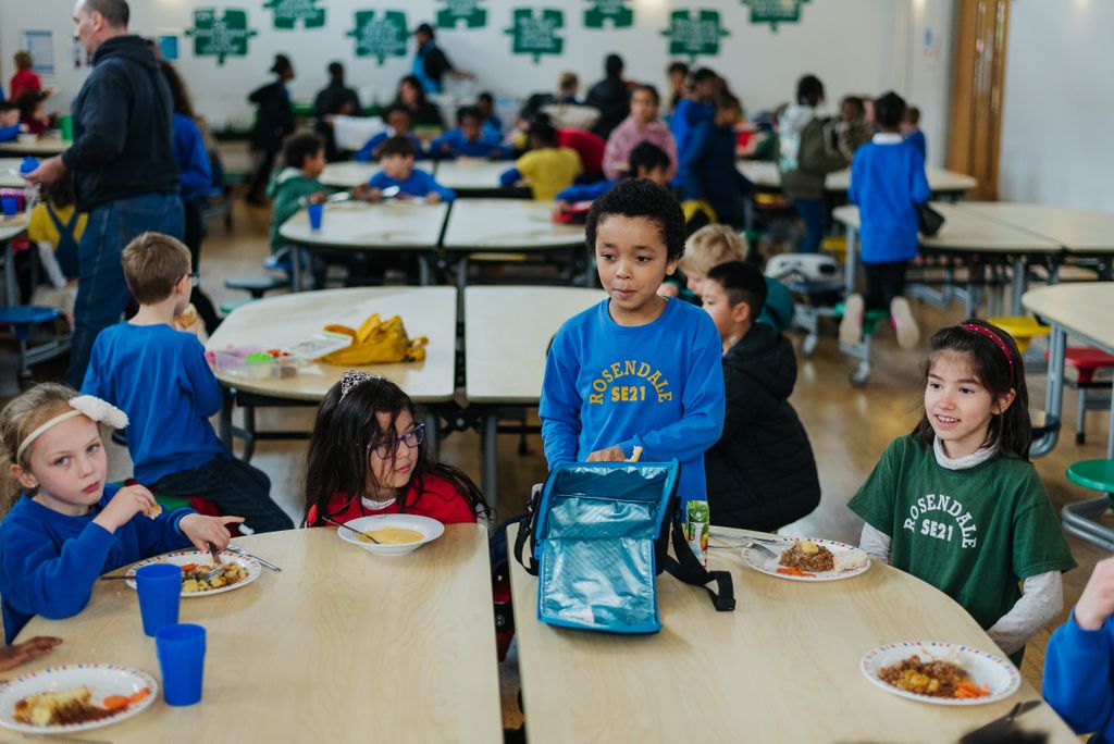 Interested in understanding how the Pupil Premium can be used to make a real difference to pupil outcomes? Then have a read of the EEF's Pupil Premium guide: eef.li/PupilPremium