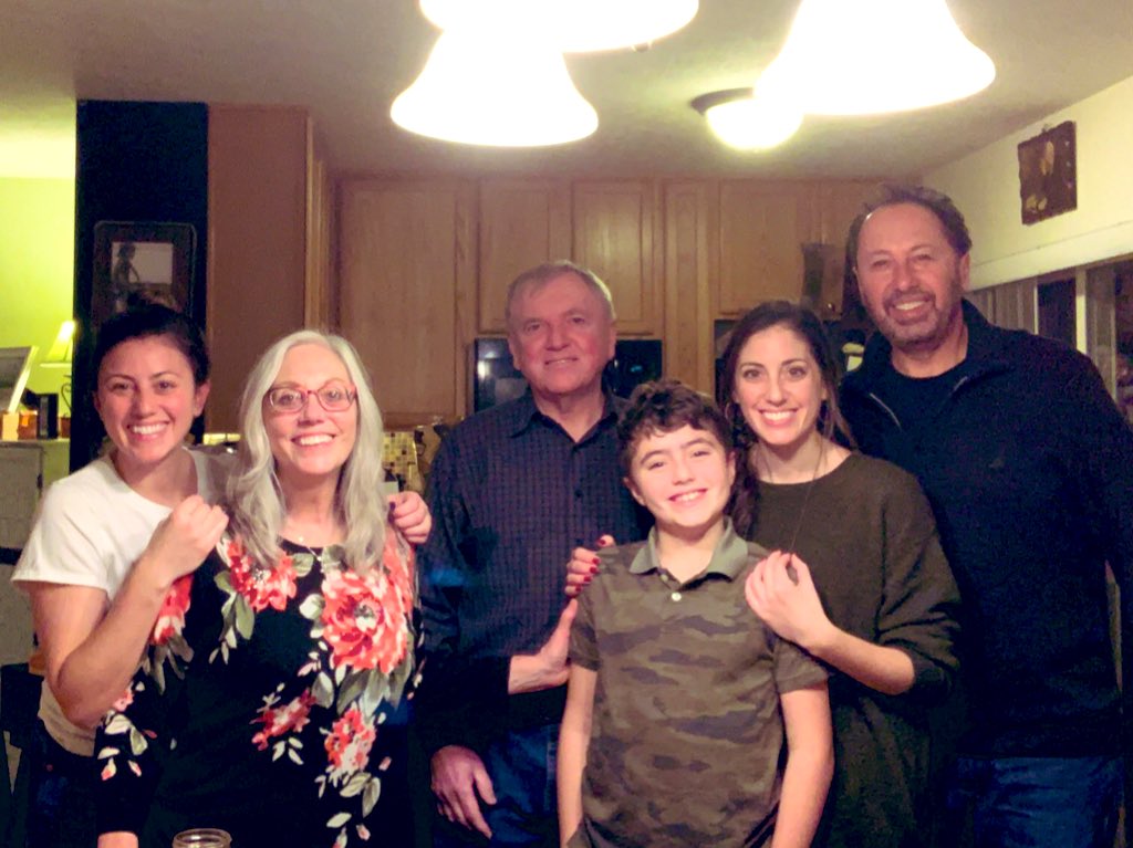 SPearlmutter's tweet image. So thankful for my family! ❤️ Happy Thanksgiving! #thankful