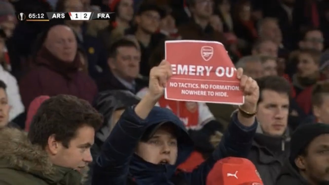 EKfXrsFXsAA8CS6?format=jpg&name=large