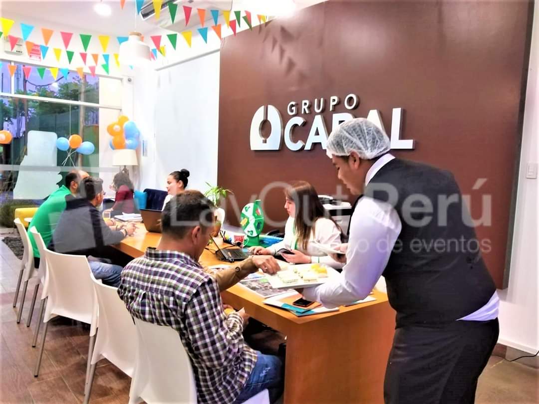 LayoutPeru's tweet image. Agradecemos Grupo Caral por vivir la experiencia #LayoutPeru, implementación Integral de #03DíasdeLocuraInmobiliaria realizado en Salas de Venta de los Proyectos de Pueblo Libre, Magdalena, Surco &amp;amp; San Miguel.
Informes : 4383783
info@layoutperu.com
layoutperu.com