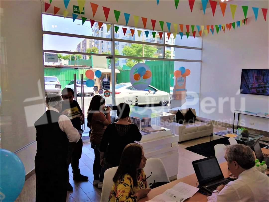 LayoutPeru's tweet image. Agradecemos Grupo Caral por vivir la experiencia #LayoutPeru, implementación Integral de #03DíasdeLocuraInmobiliaria realizado en Salas de Venta de los Proyectos de Pueblo Libre, Magdalena, Surco &amp;amp; San Miguel.
Informes : 4383783
info@layoutperu.com
layoutperu.com